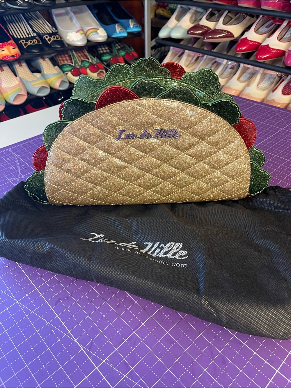 NWT RARE Lux de Vill Taco purse